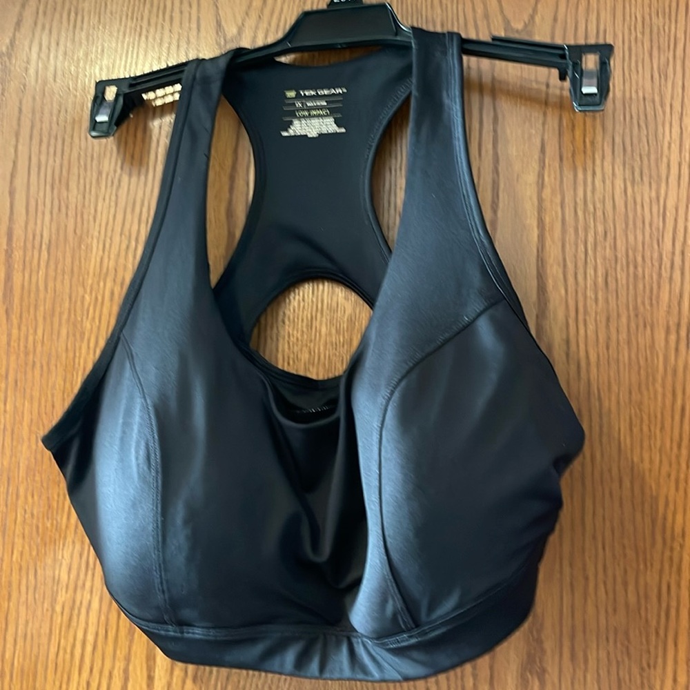Black tek gear sports bra size 1x
